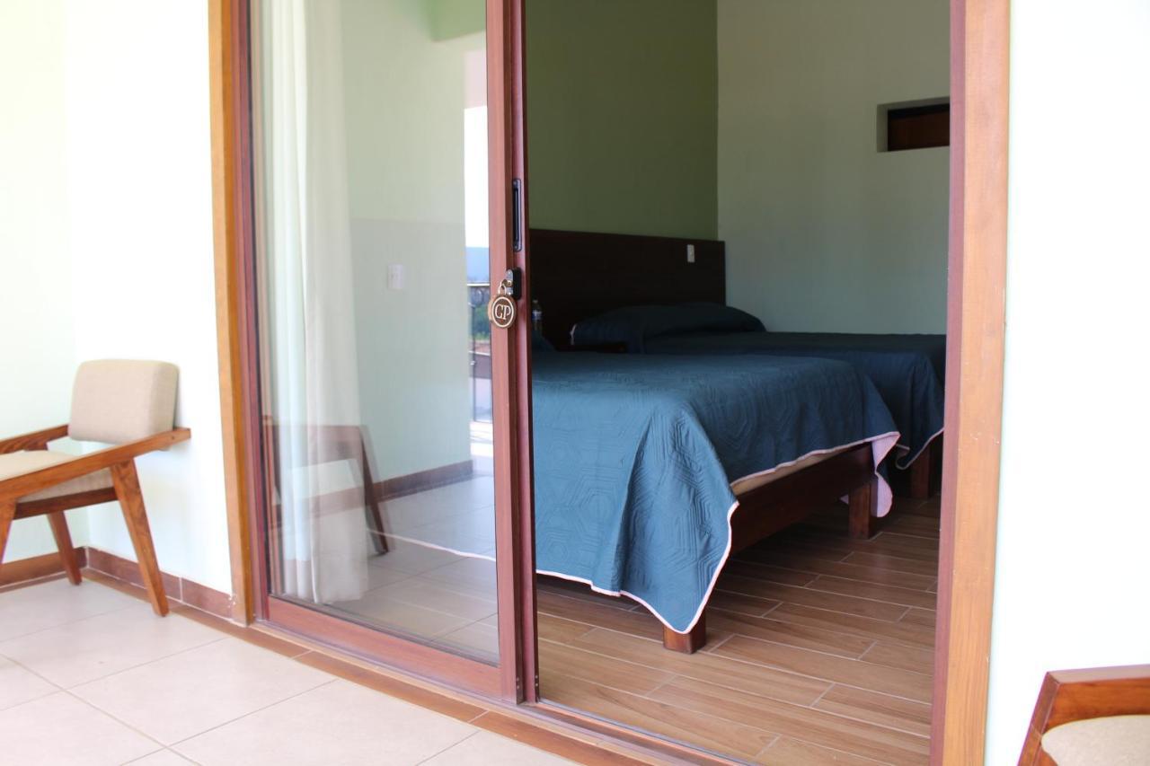 Hotel Casa Peregrina タパルパ エクステリア 写真