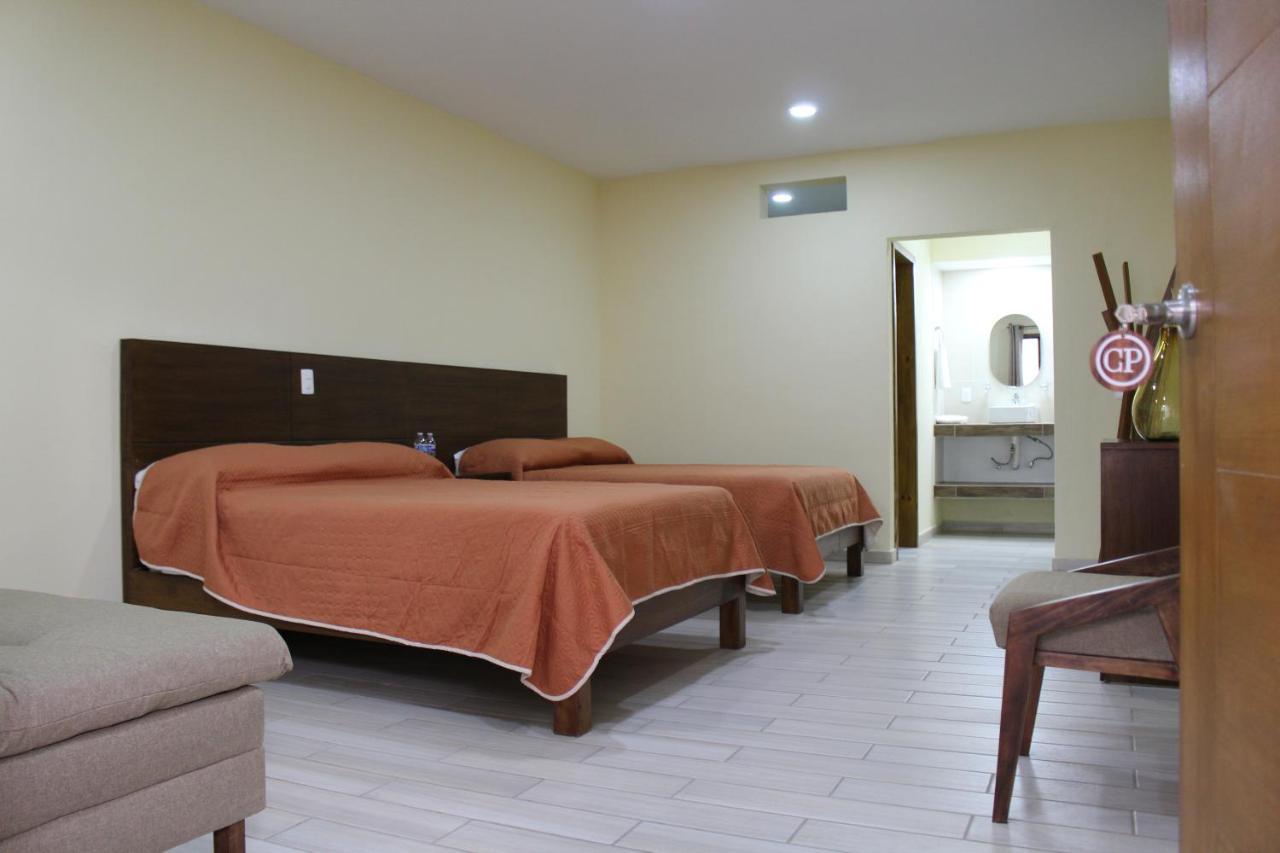 Hotel Casa Peregrina タパルパ エクステリア 写真