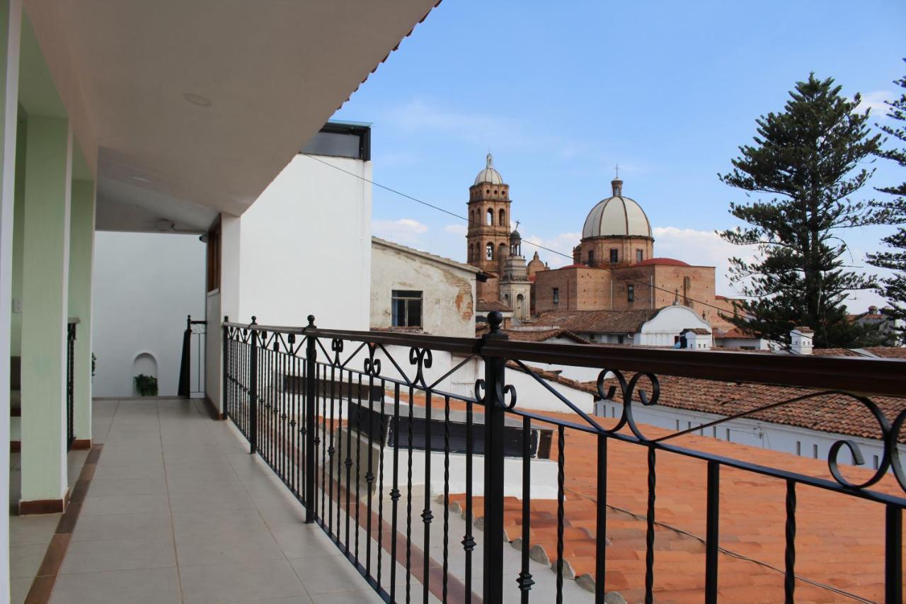 Hotel Casa Peregrina タパルパ エクステリア 写真
