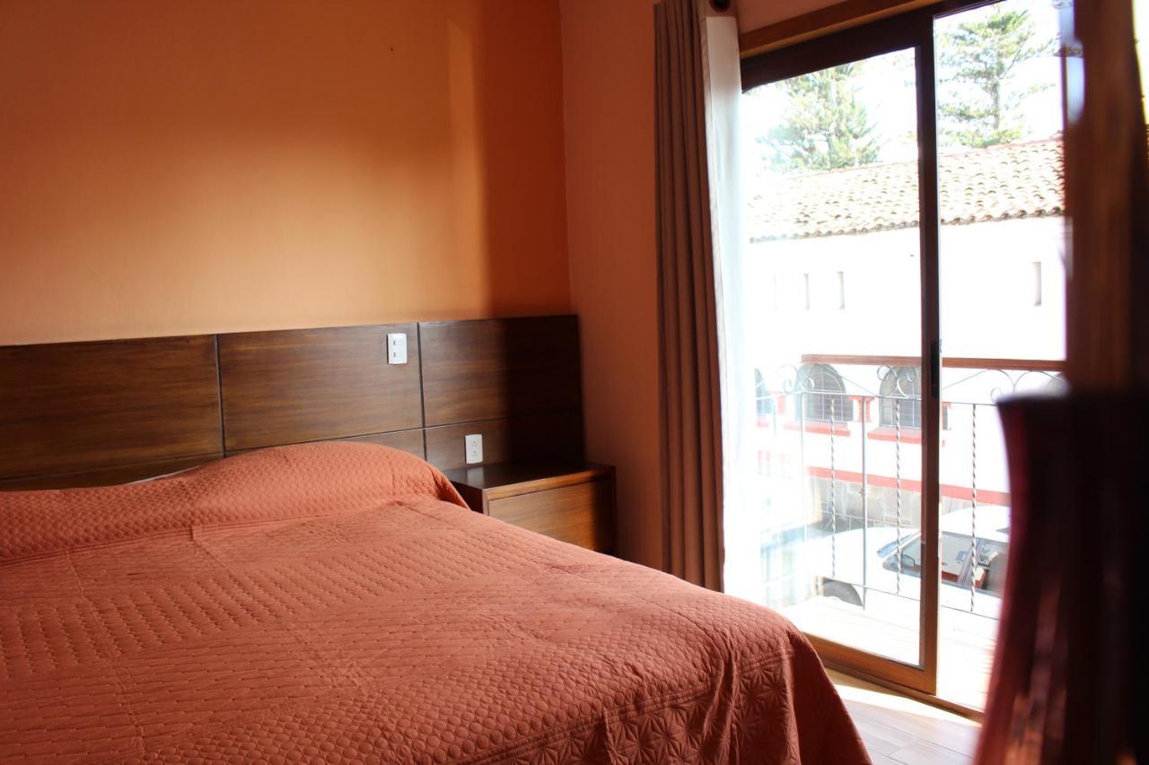 Hotel Casa Peregrina タパルパ エクステリア 写真