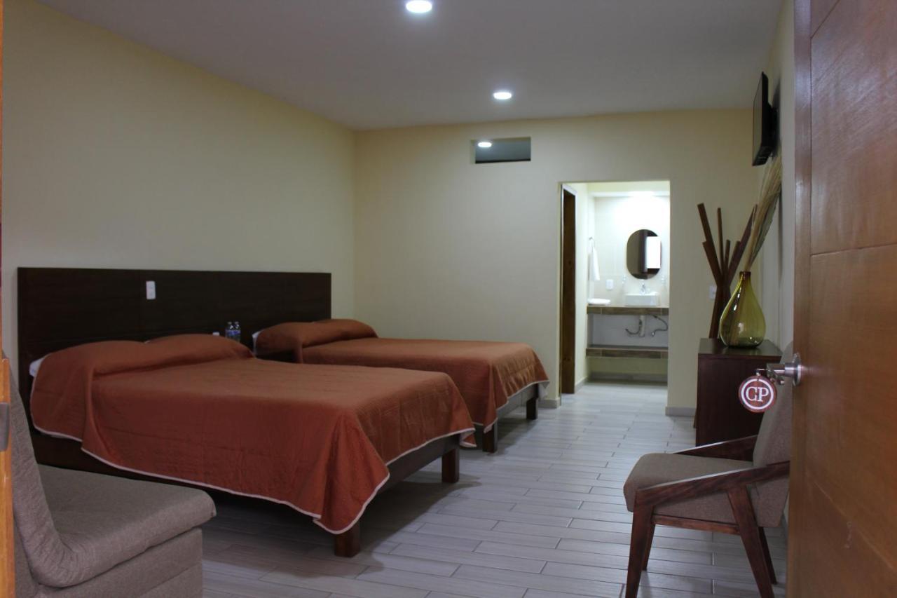 Hotel Casa Peregrina タパルパ エクステリア 写真