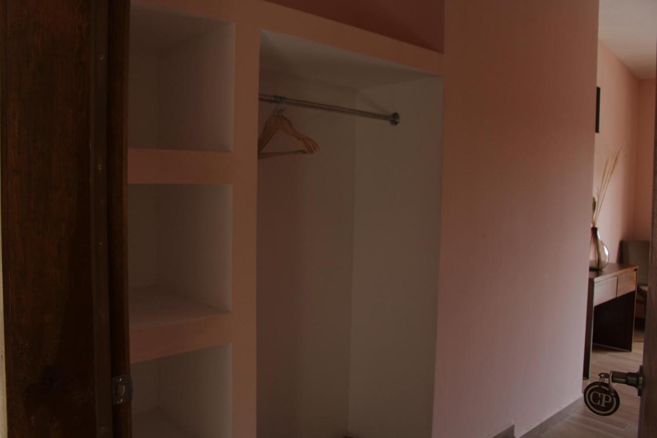 Hotel Casa Peregrina タパルパ エクステリア 写真